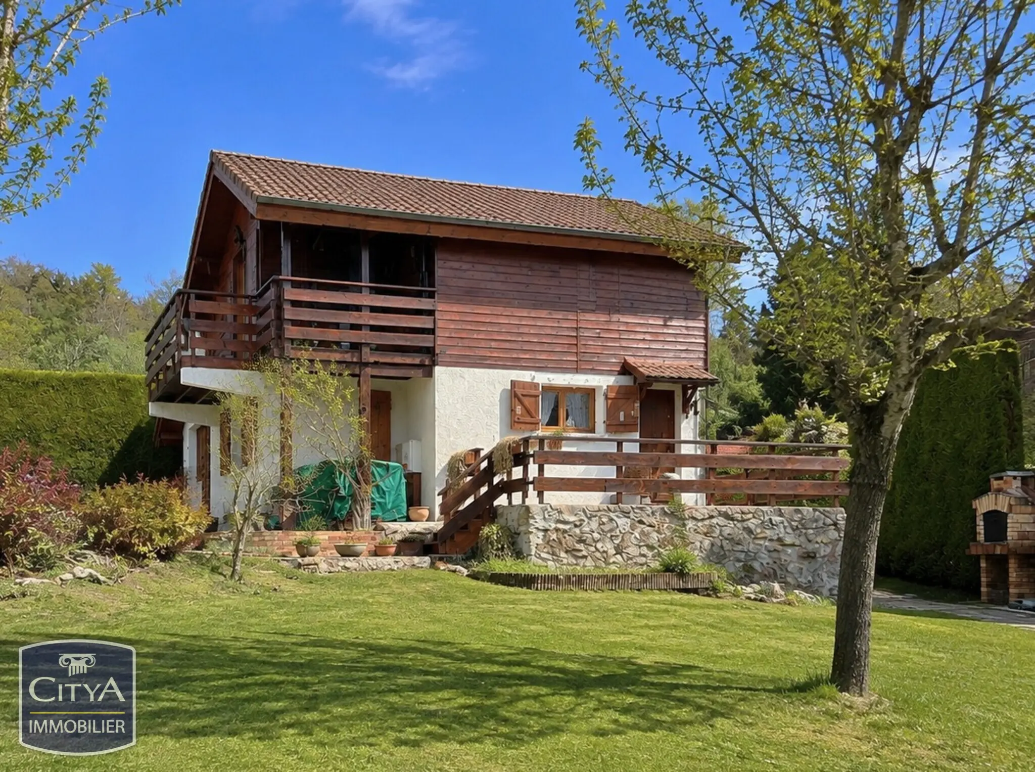 Photo 1 Maison 4 pièces 82m²