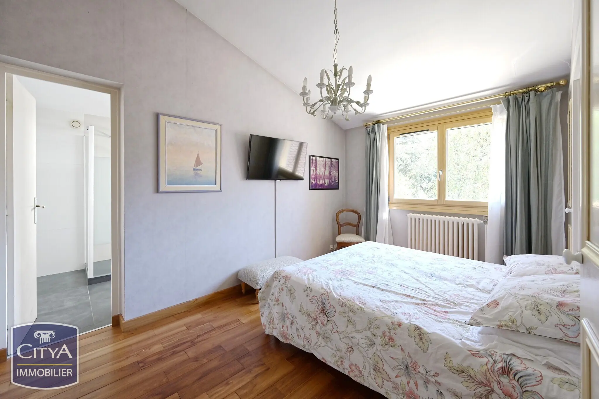 Photo 8 Maison 7 pièces 202.8m²