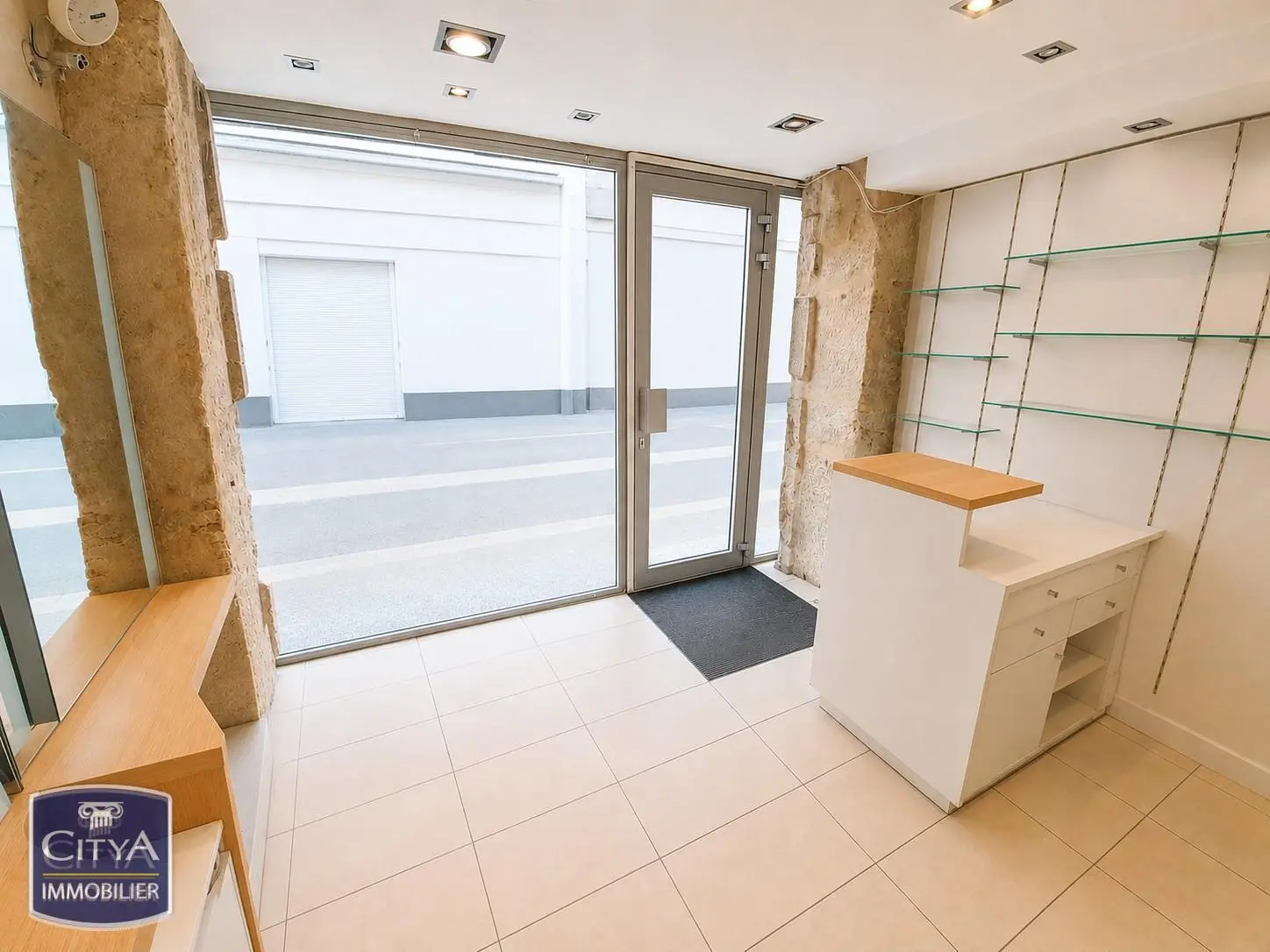 Photo 1 Local Commercial 43m²