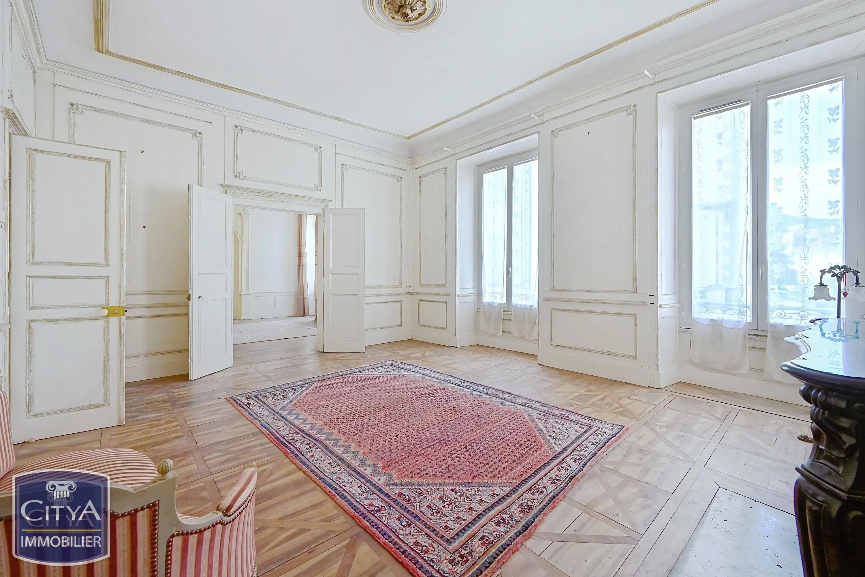 Photo 2 Appartement 4 pièces 99m²