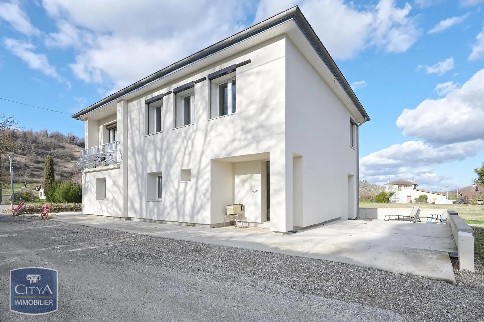 Photo 1 Maison 5 pièces 120m²