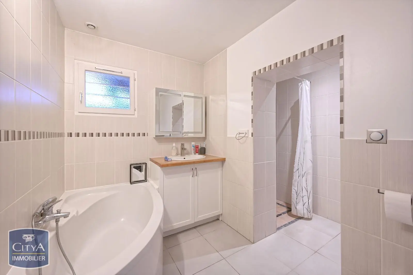 Photo 9 Maison 5 pièces 100m²