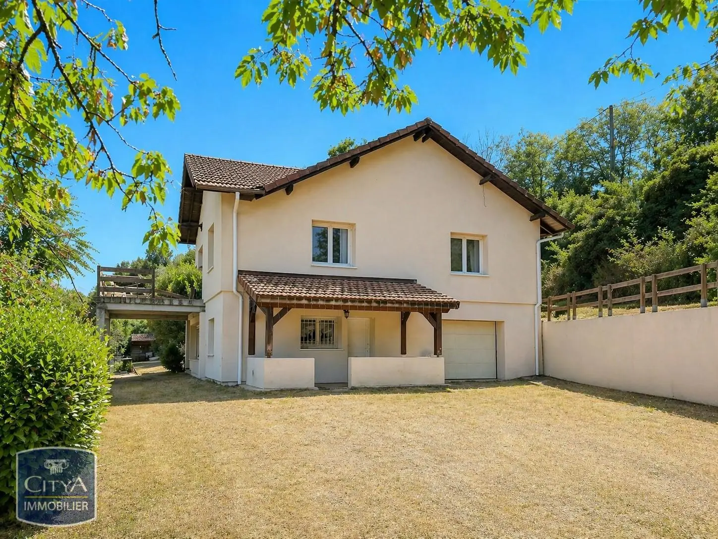 Photo 1 Maison 7 pièces 170m²