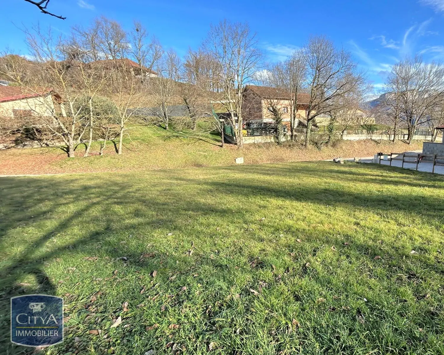 Photo 1 Terrain 983m²