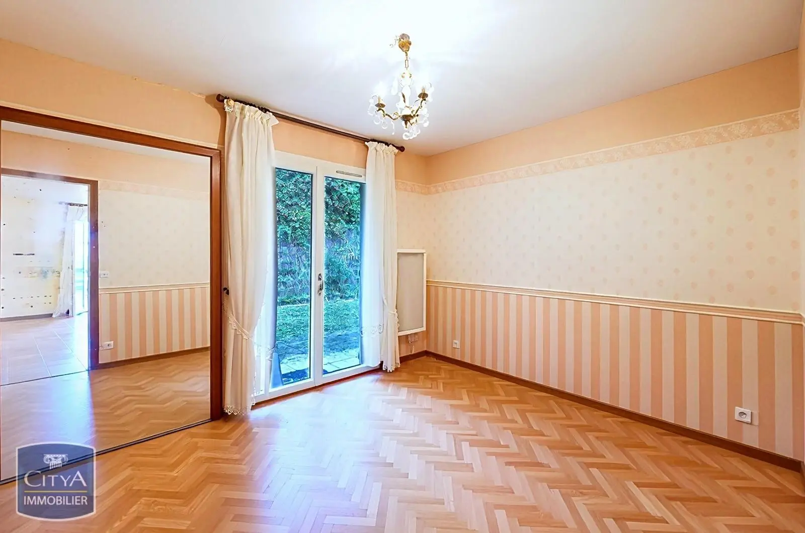 Photo 5 Maison 7 pièces 170m²
