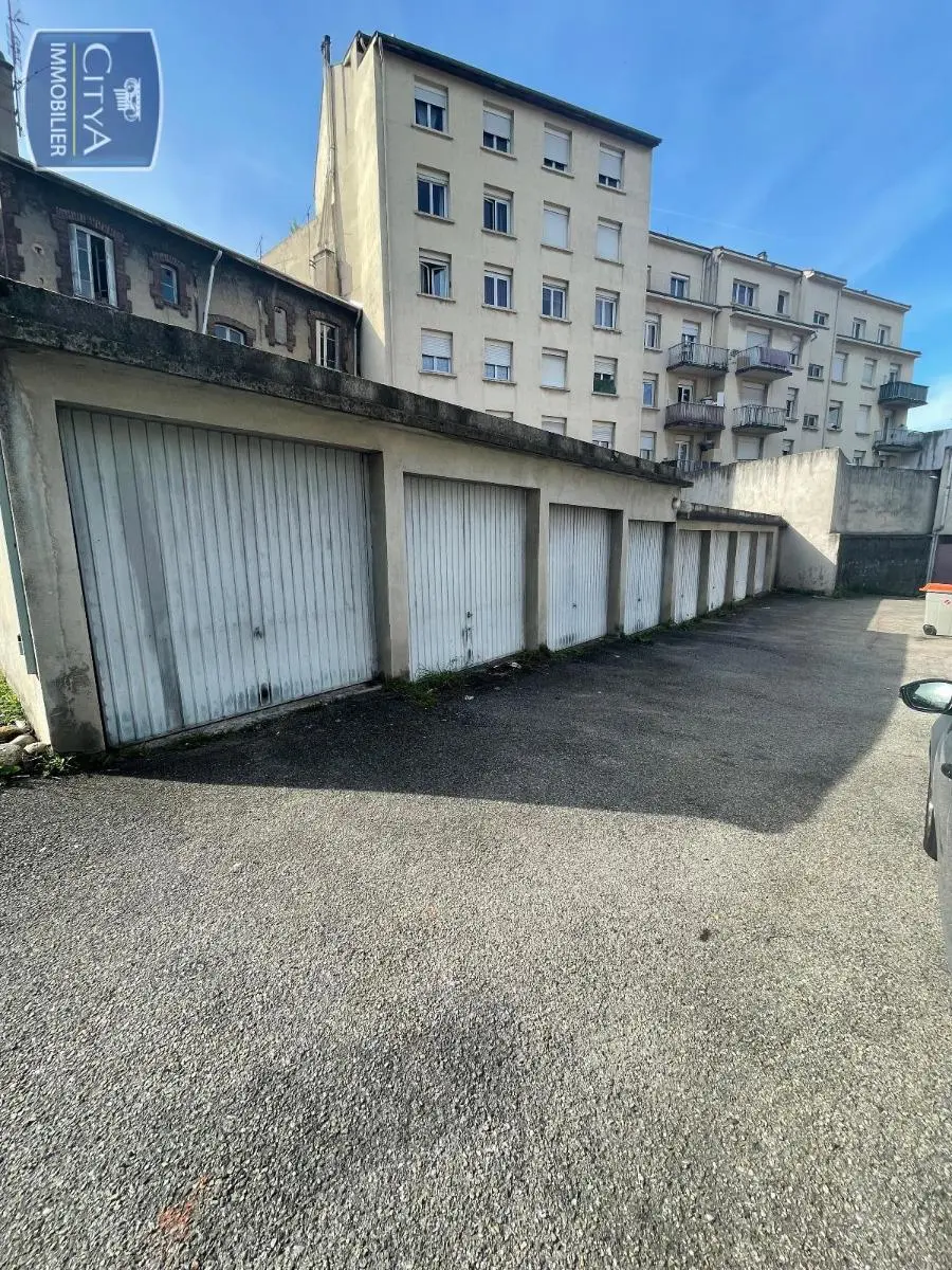 Photo 0 parking Saint-Étienne
