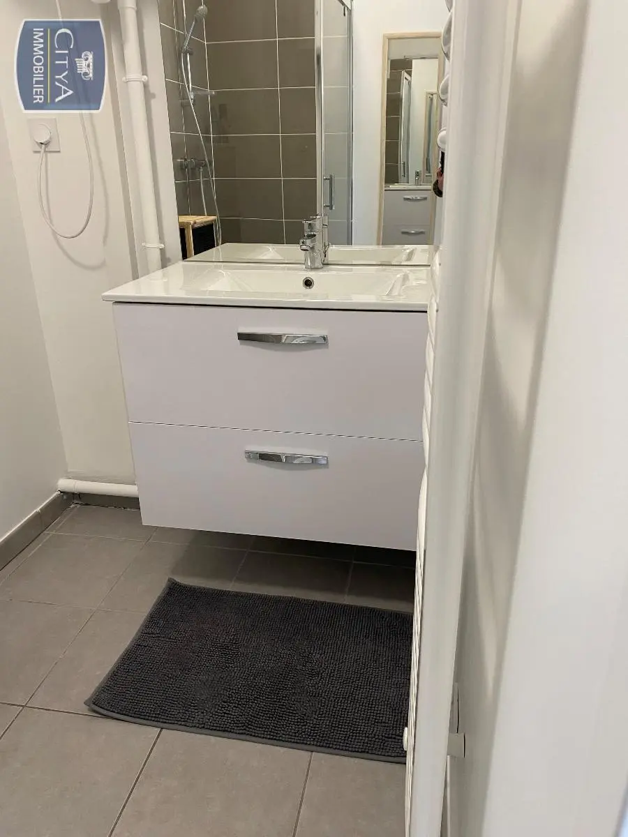 Photo 8 Appartement 1 pièce 20.79m²