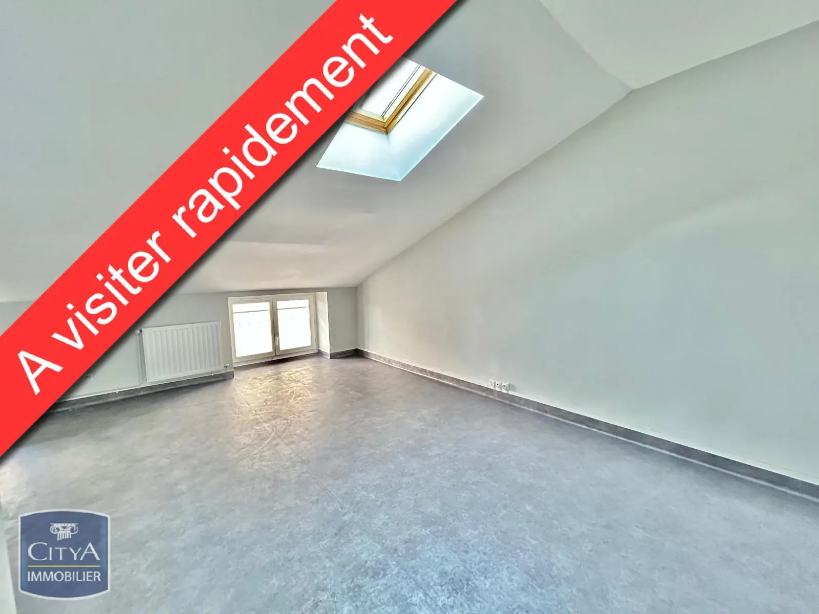 Photo 2 Appartement 1 pièce 30.14m²