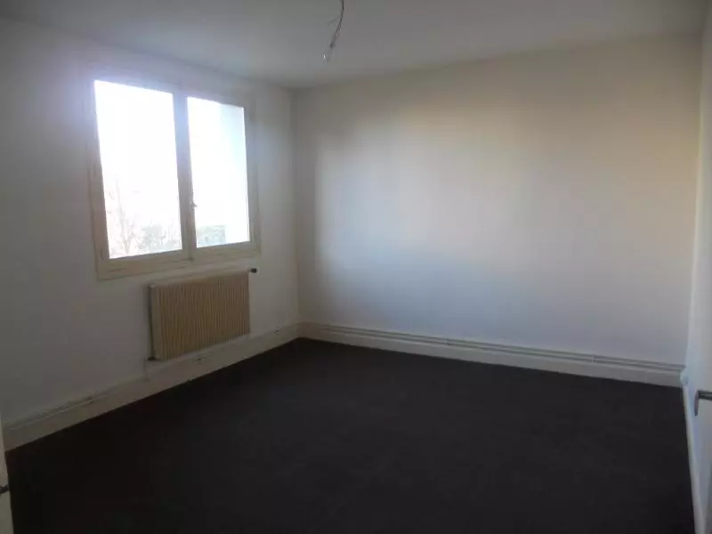 Illustration pour Appartement 3 pièces 57m² Photo Appartement 3 pièces 57m²