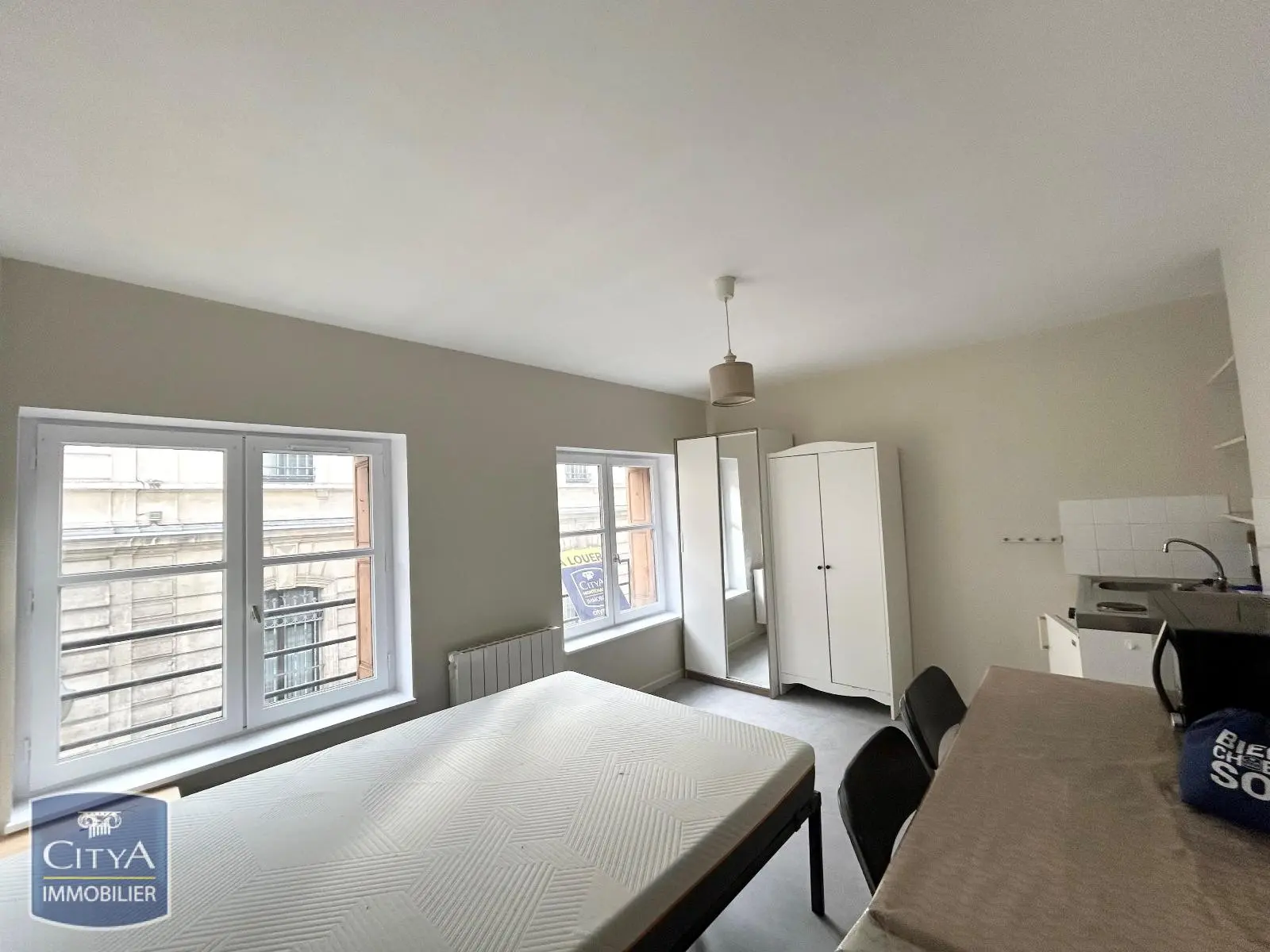 Photo 1 Appartement 1 pièce 18.95m²