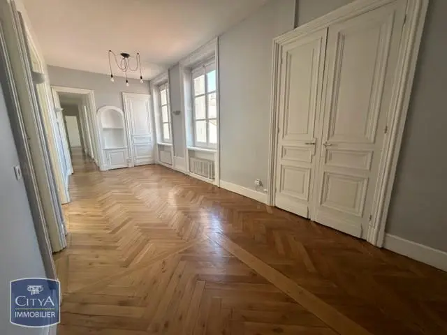 Photo 1 Appartement 5 pièces 161.5m²