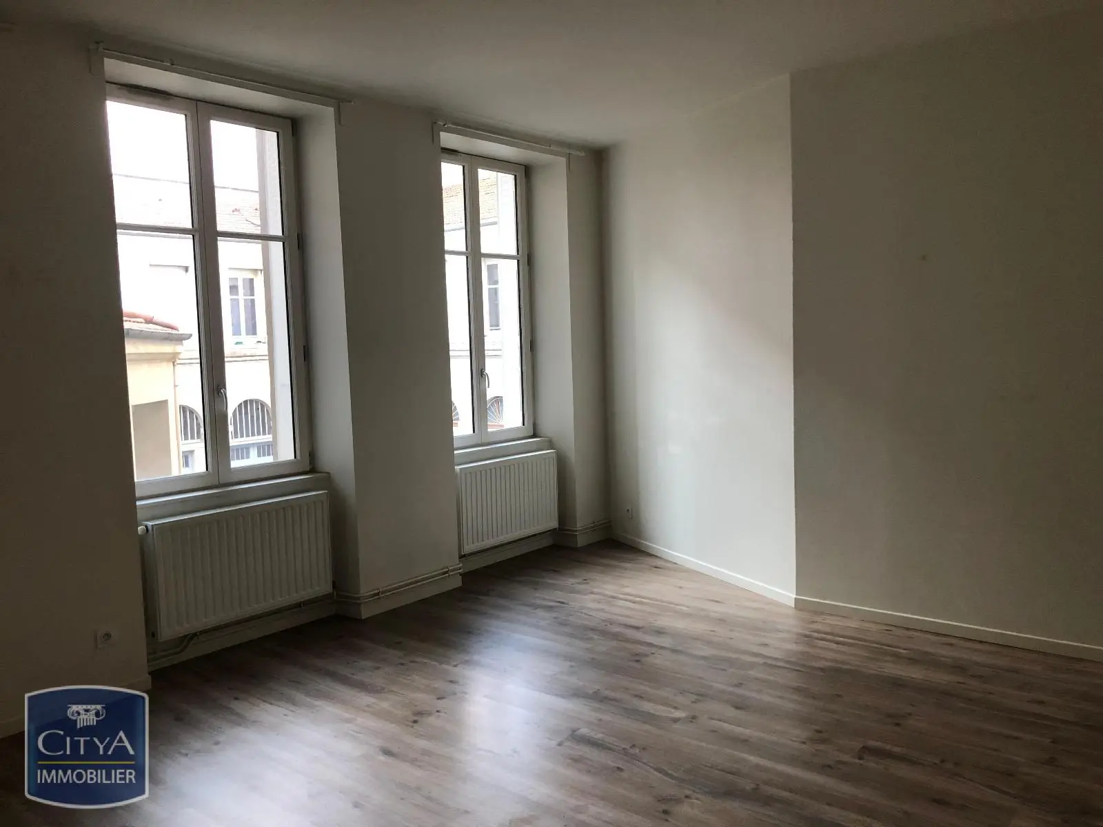 Photo 1 Appartement 2 pièces 65.81m²