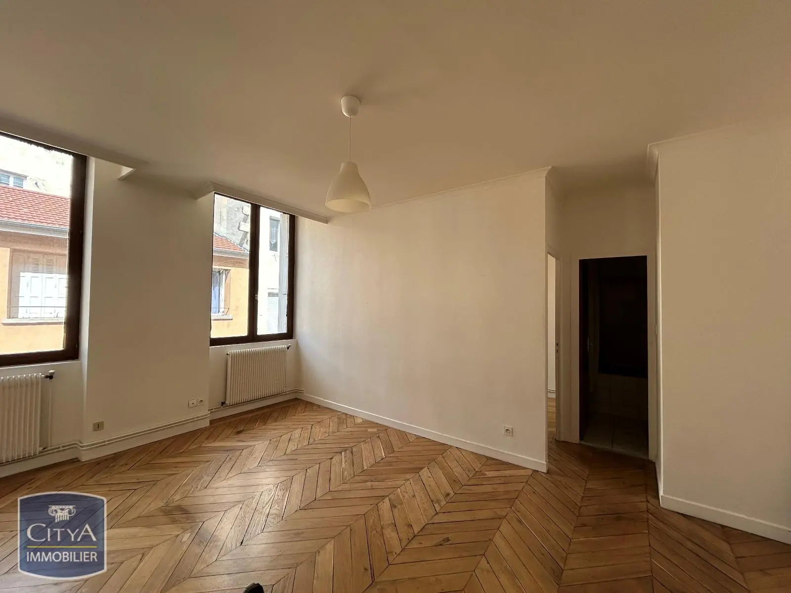 Photo 2 Appartement 2 pièces 46.87m²