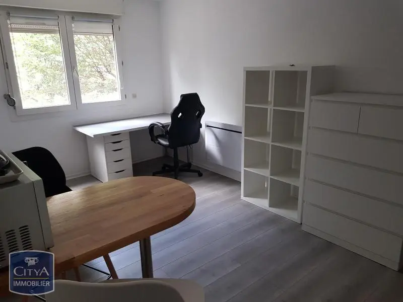 Photo 2 Appartement 1 pièce 20.66m²