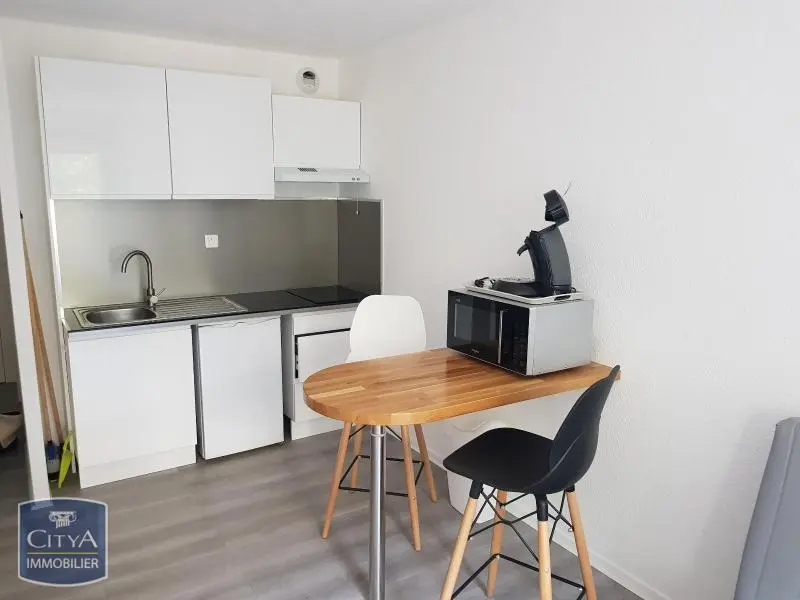 Photo 1 Appartement 1 pièce 20.66m²