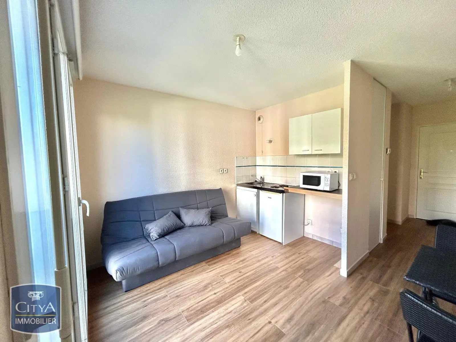 Photo 1 Appartement 1 pièce 18.99m²