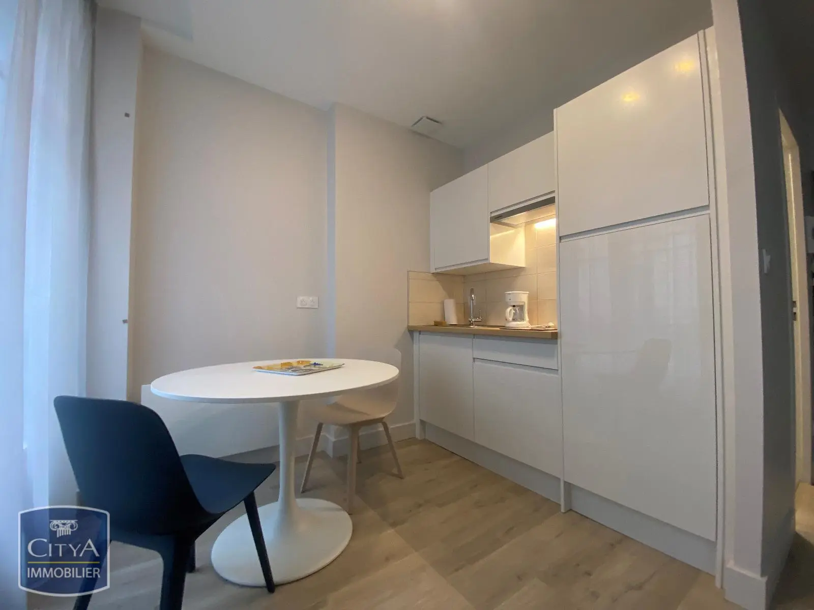 Photo 1 Appartement 1 pièce 22.48m²