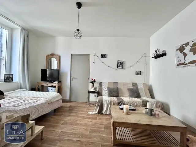 Photo 1 Appartement 1 pièce 34m²