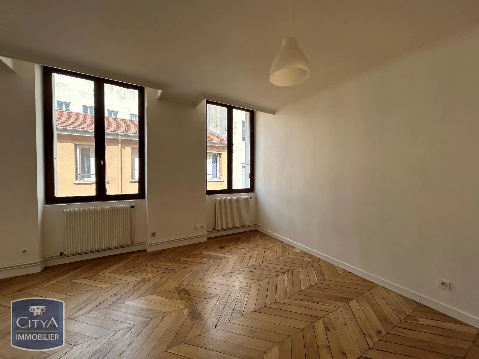 Photo 3 Appartement 2 pièces 46.87m²