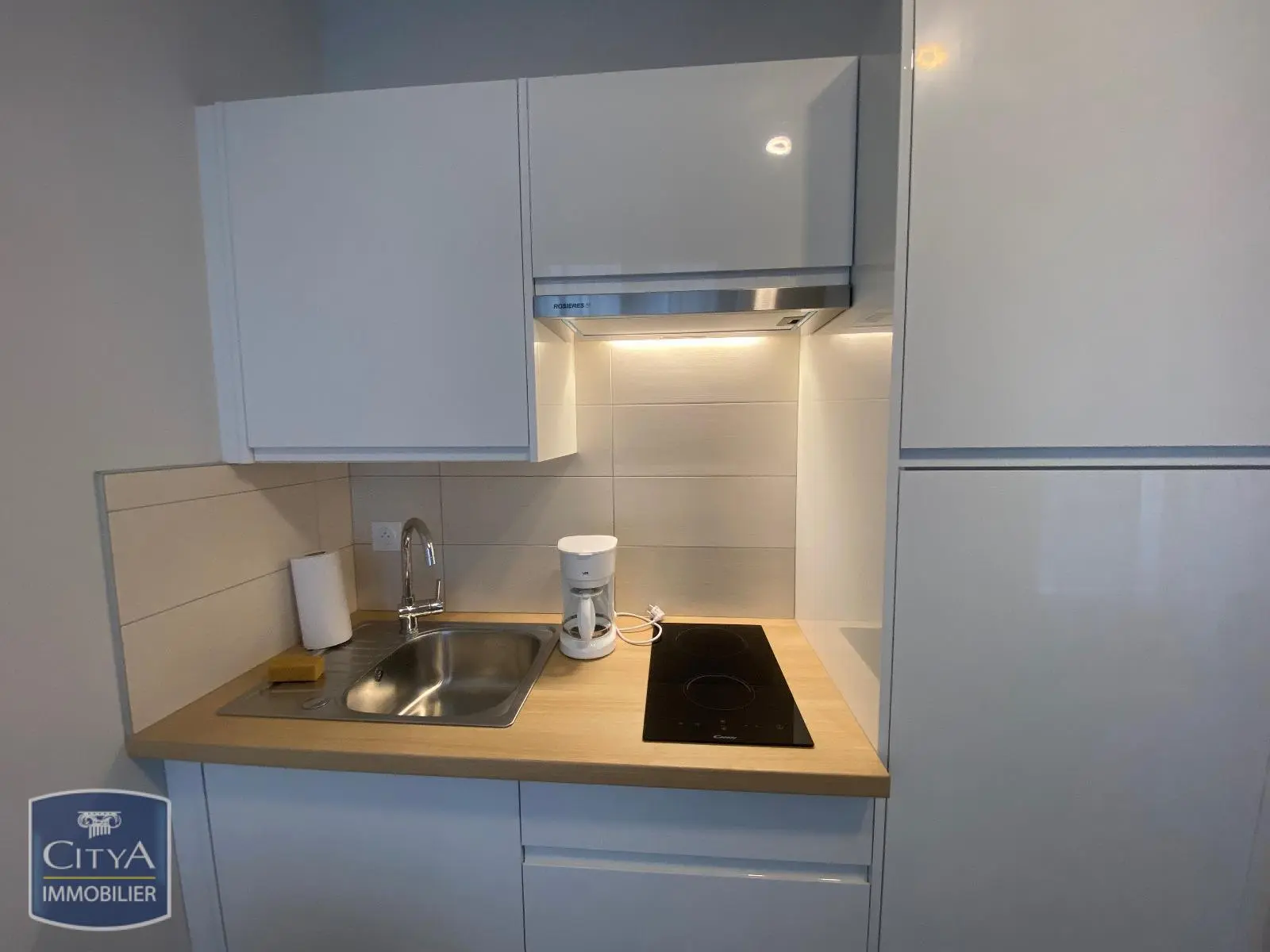 Photo 2 Appartement 1 pièce 22.48m²