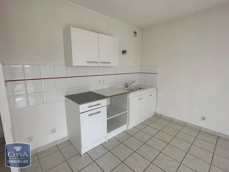 Photo 3 Appartement 1 pièce 32.17m²
