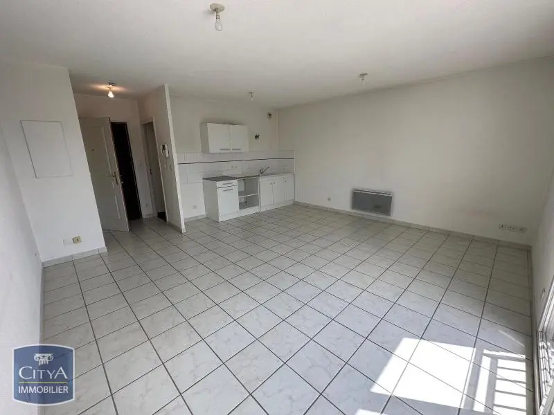 Photo 1 Appartement 1 pièce 32.17m²