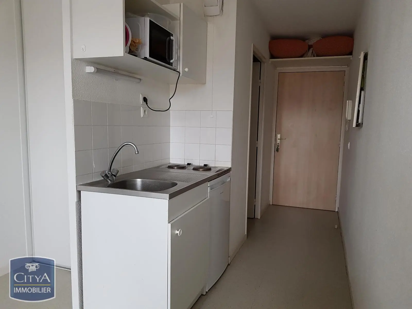 Photo 2 Appartement 1 pièce 19.02m²