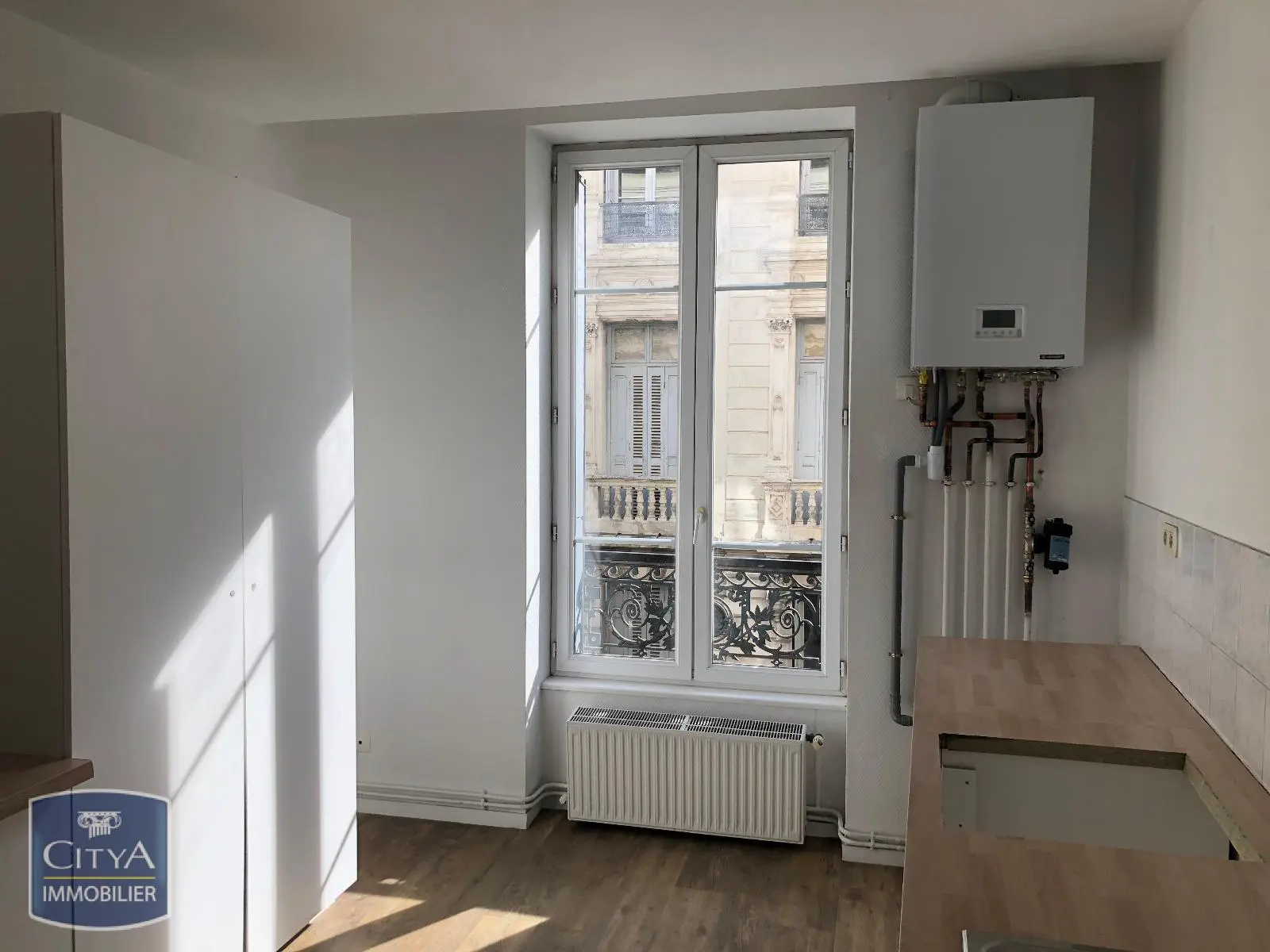 Photo 3 Appartement 4 pièces 82m²