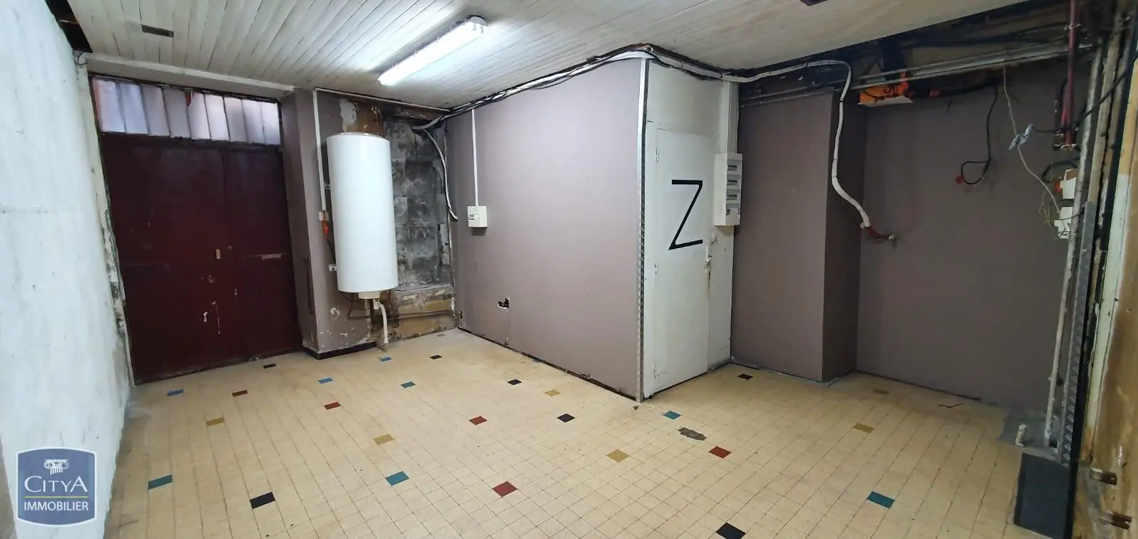 Photo 6 Local Commercial