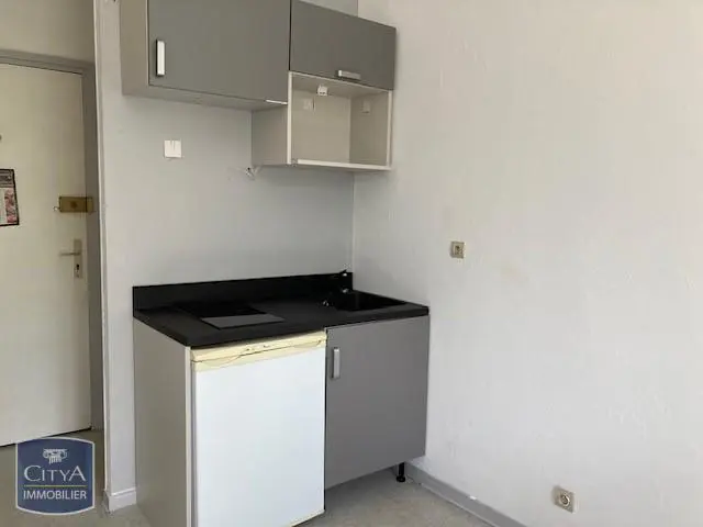 Photo 1 Appartement 1 pièce 21.41m²