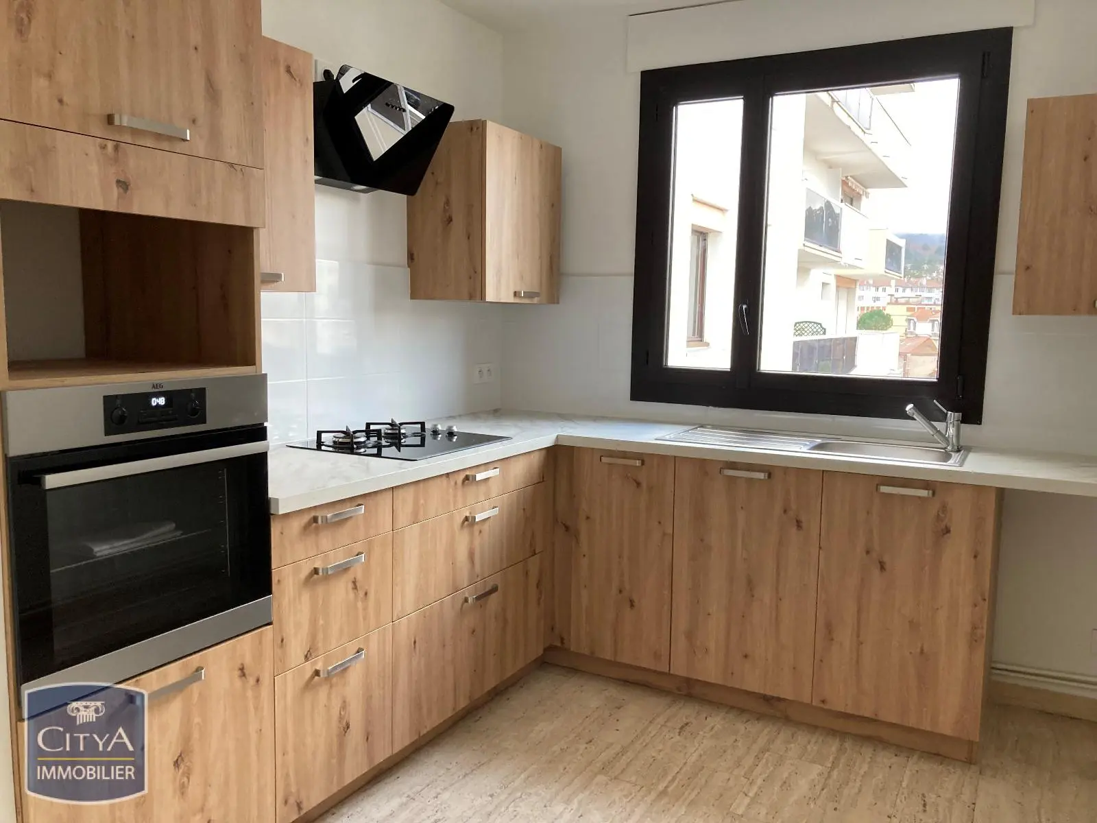 Photo 1 Appartement 4 pièces 92.72m²