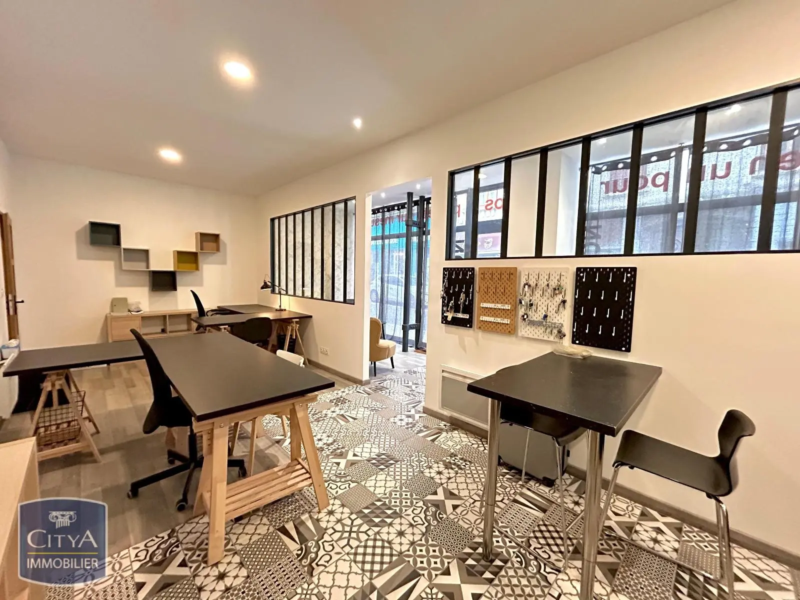 Photo 1 Local Commercial