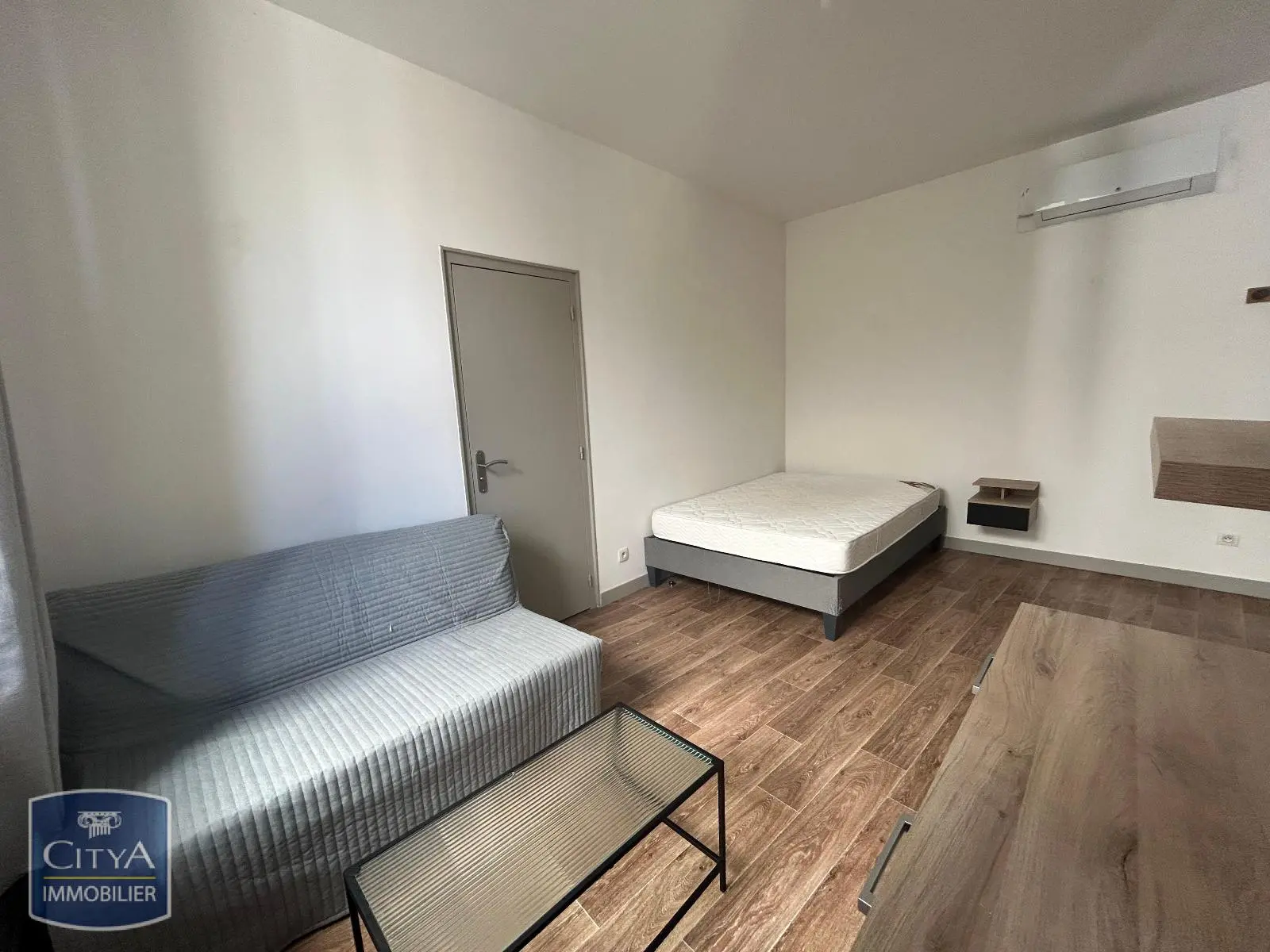 Photo 2 Appartement 1 pièce 34m²