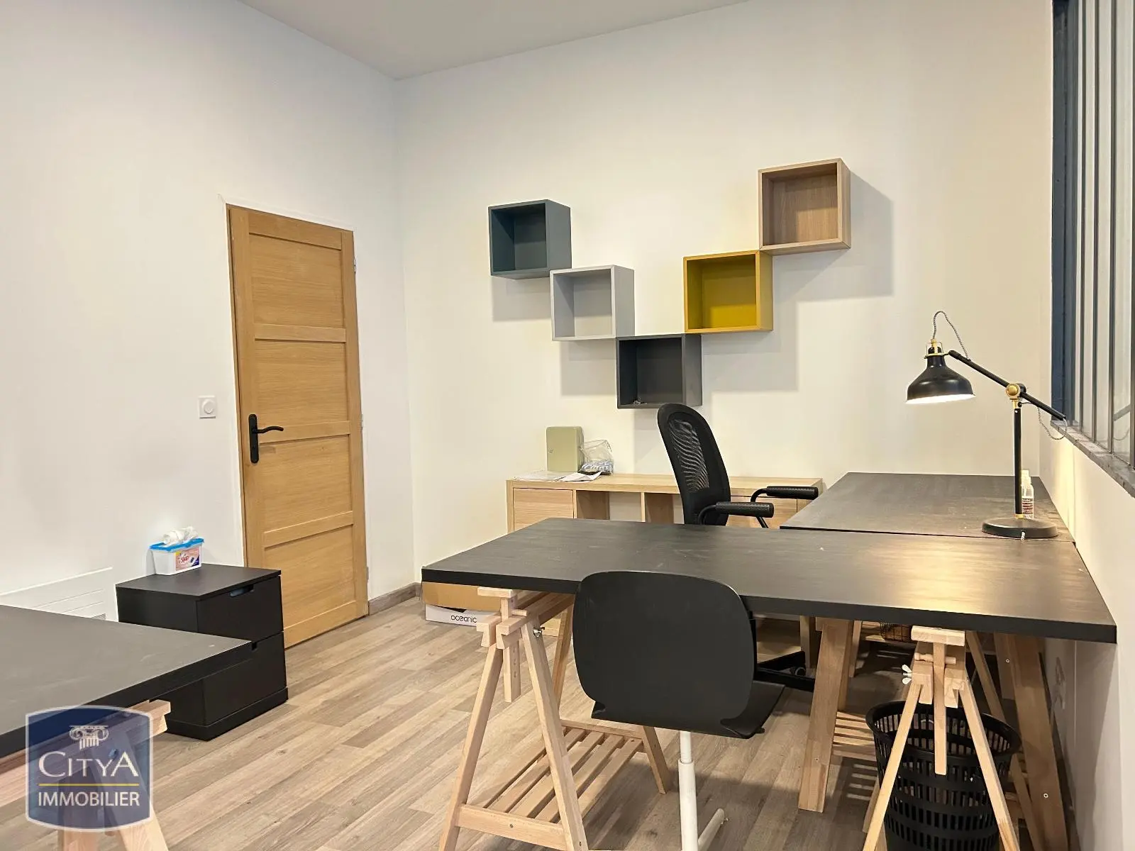 Photo 4 Local Commercial