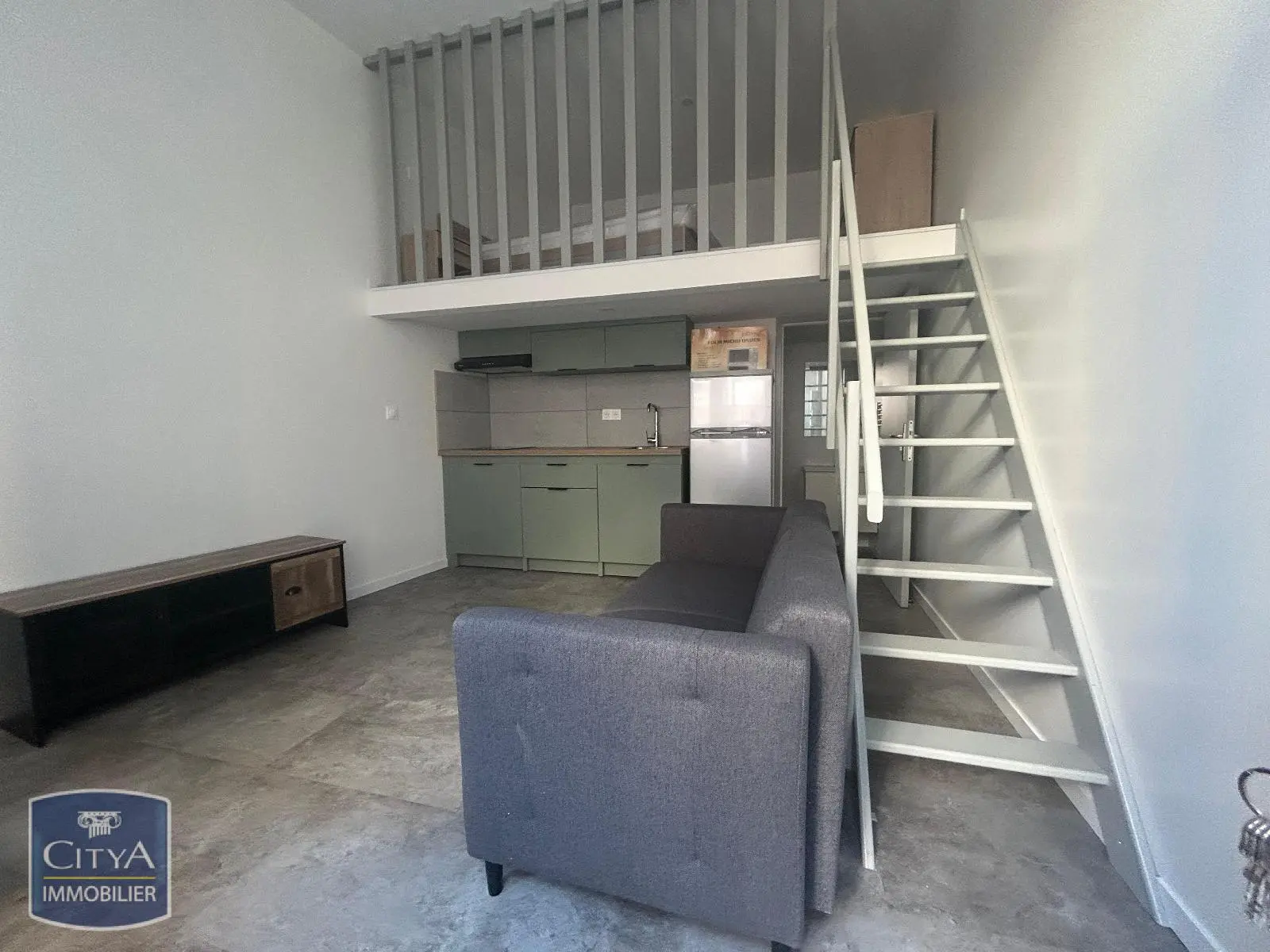 Photo 1 Appartement 1 pièce 18.95m²