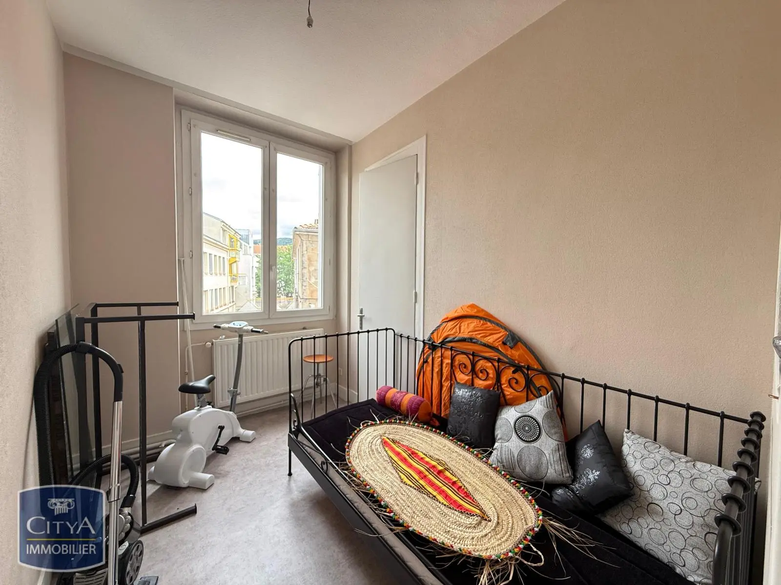 Photo 3 Appartement 5 pièces 52.04m²