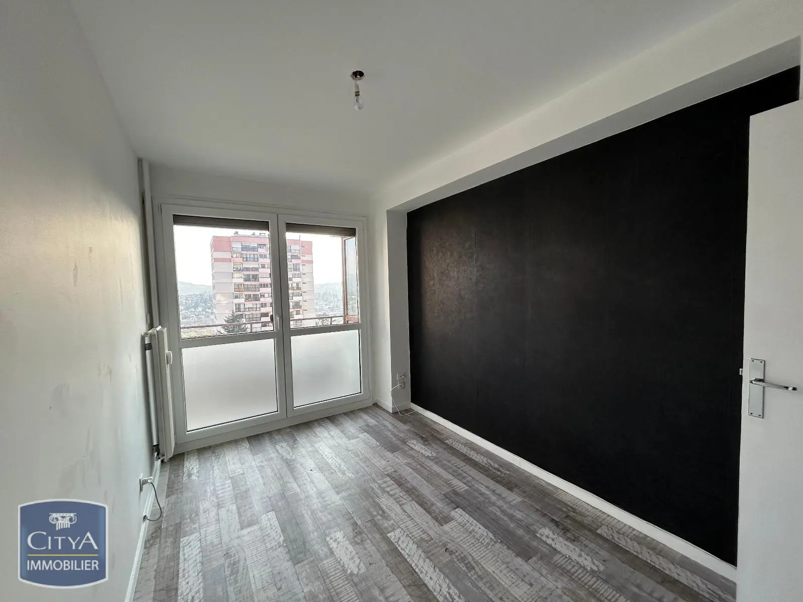 Photo 12 Appartement 4 pièces 84.69m²