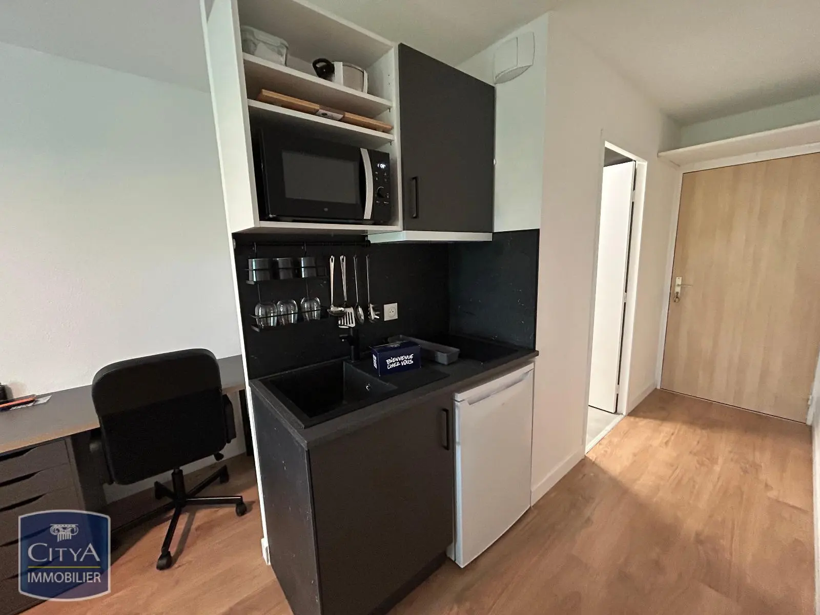 Photo 2 Appartement 1 pièce 19.02m²