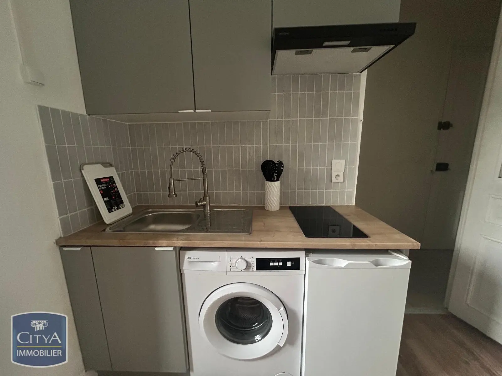 Photo 3 Appartement 1 pièce 21.69m²