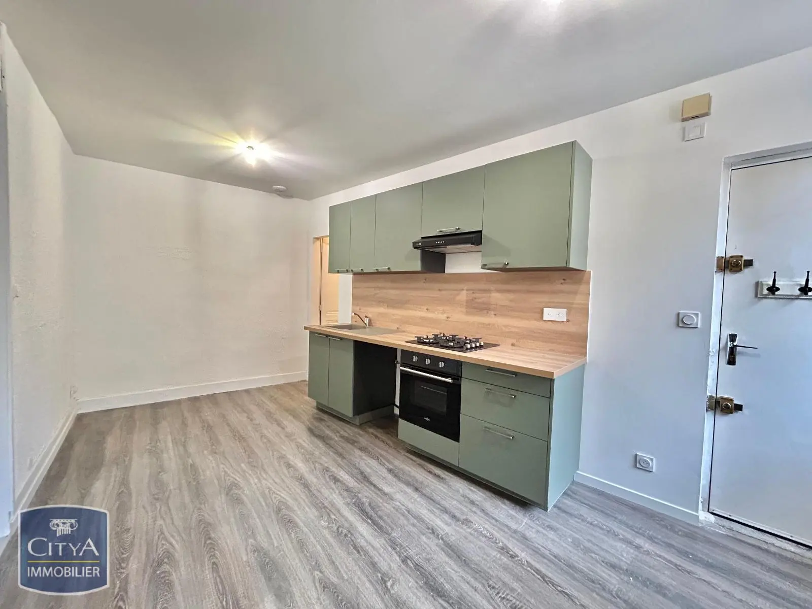 Photo 1 Appartement 1 pièce 36.19m²