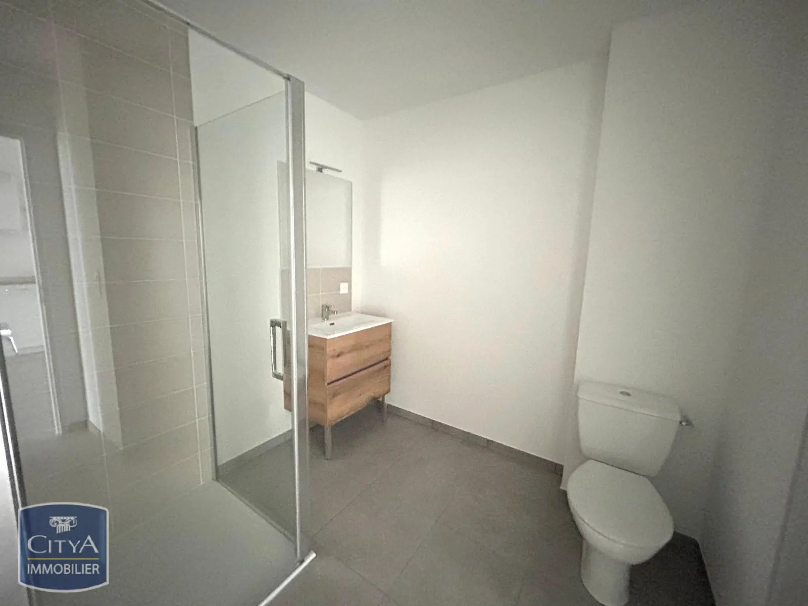 Photo 3 Appartement 1 pièce 32.43m²