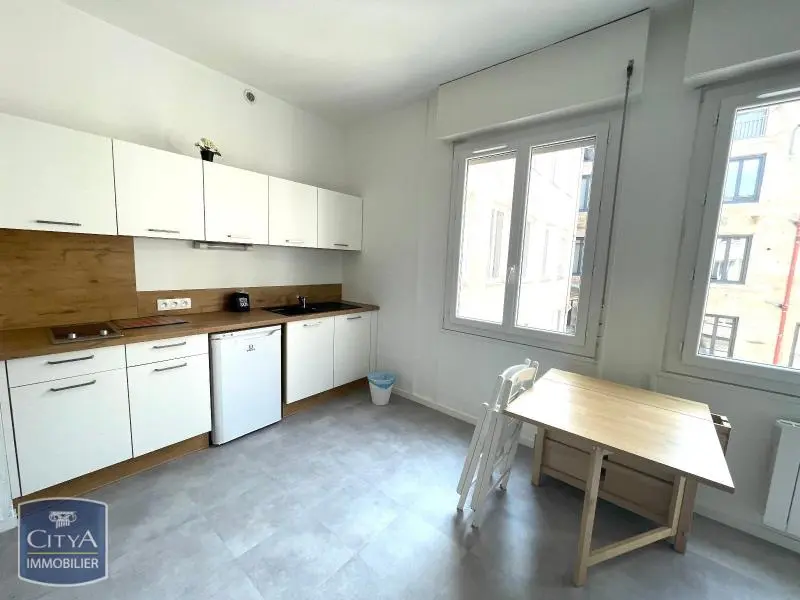 Photo 1 Appartement 1 pièce 21.4m²