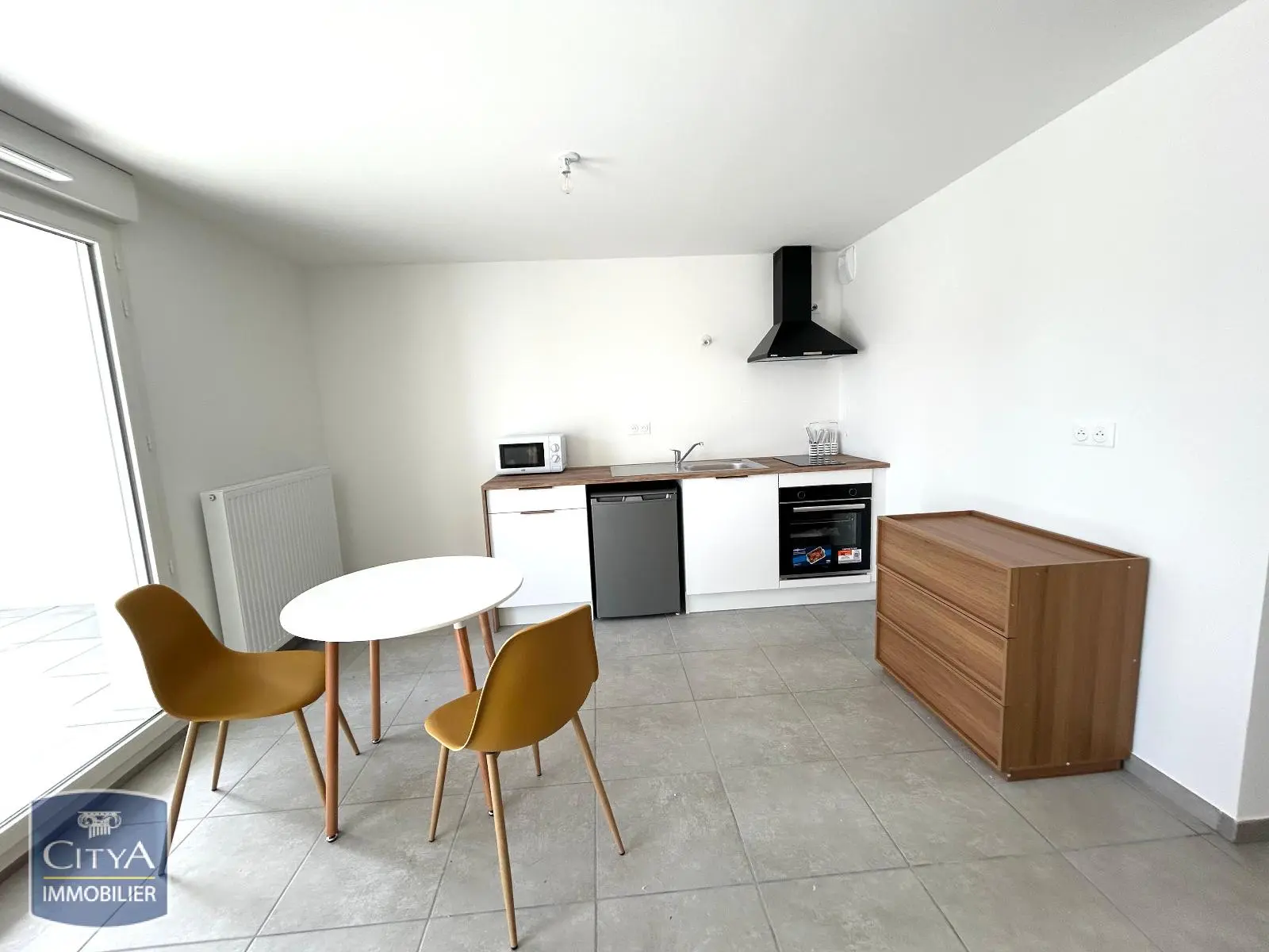 Photo 1 Appartement 1 pièce 32.43m²