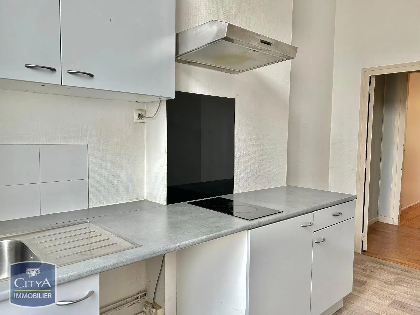 Photo 3 Appartement 1 pièce 30.87m²