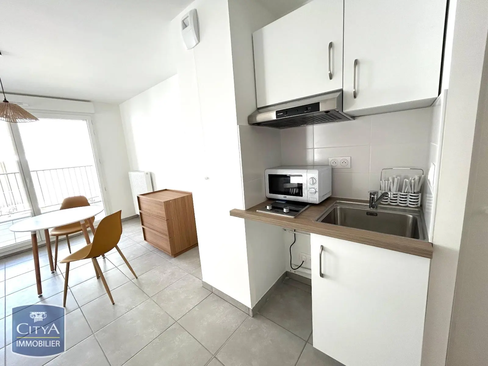 Photo 2 Appartement 1 pièce 30.88m²