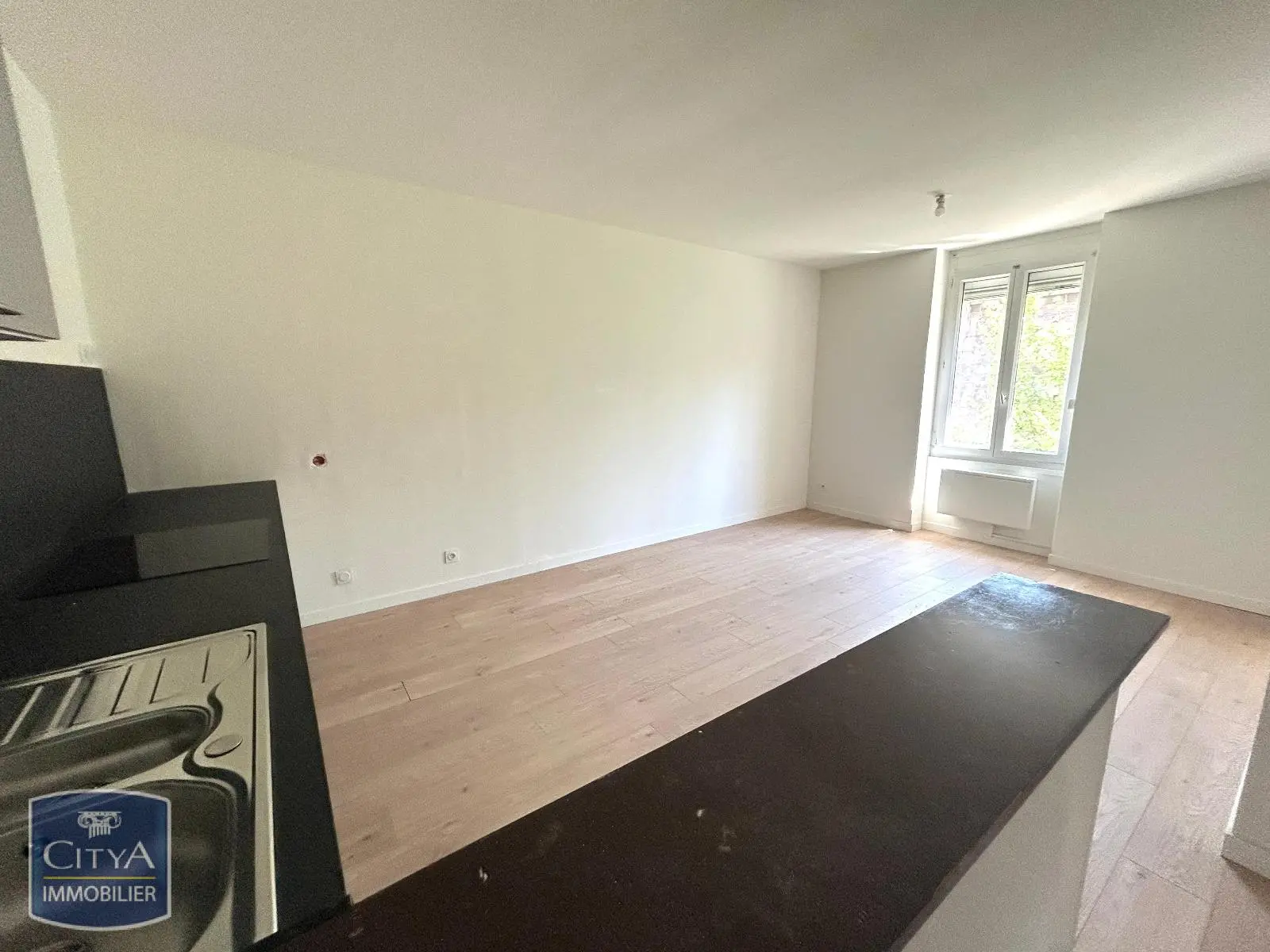 Photo 2 Appartement 1 pièce 39.97m²