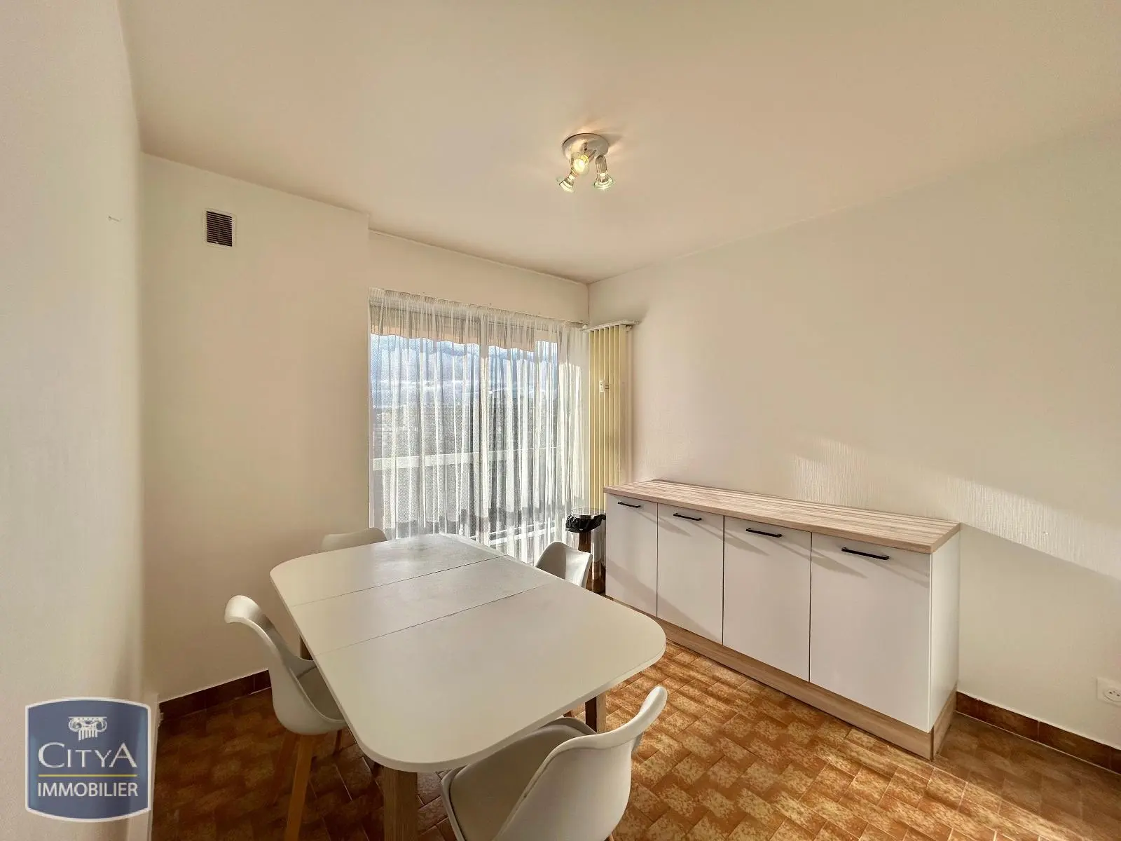 Photo 3 Appartement 3 pièces 76.09m²