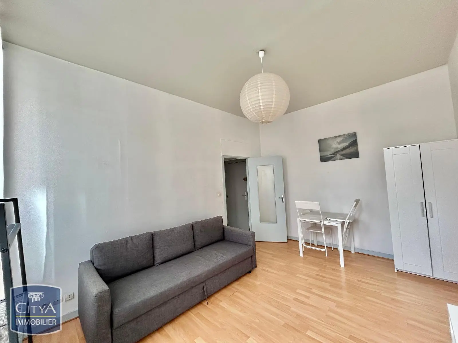 Photo 2 Appartement 1 pièce 30.19m²