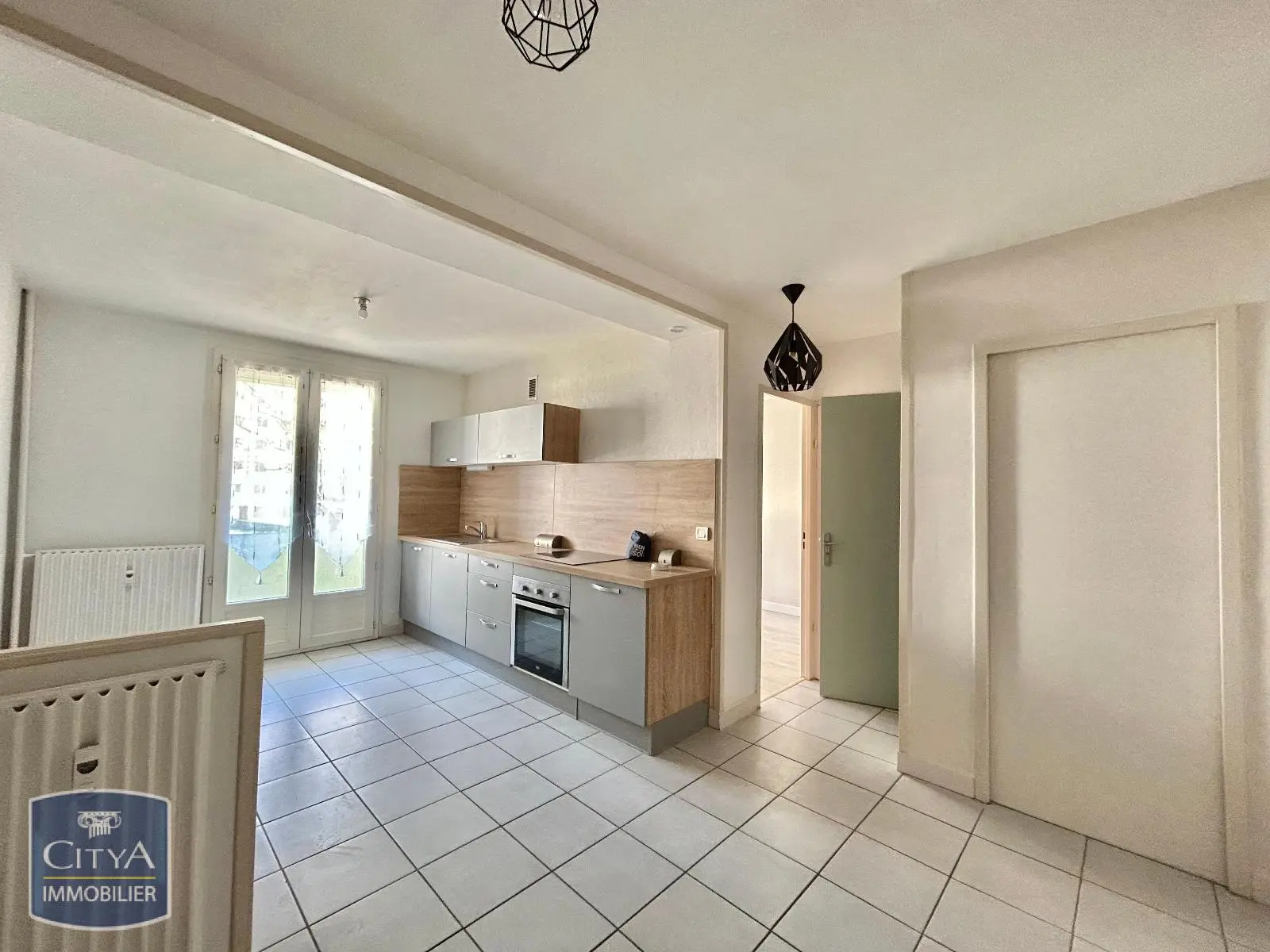 Photo 2 Appartement 2 pièces 32m²