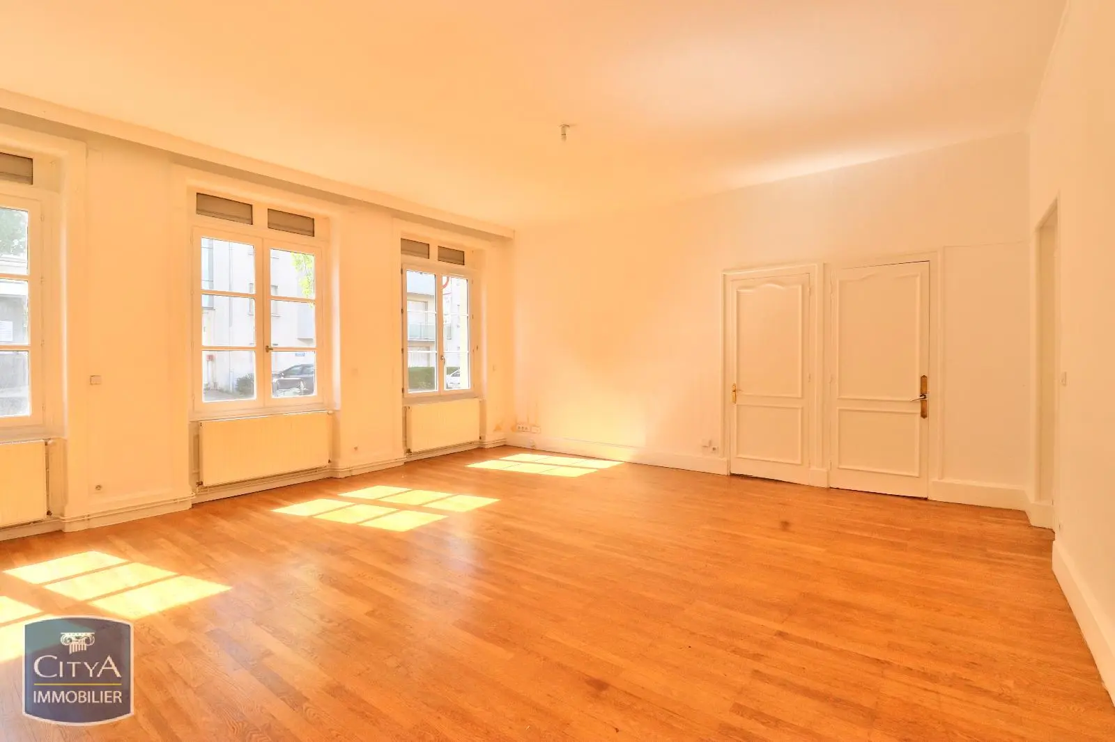 Photo 2 Appartement 4 pièces 125.83m²